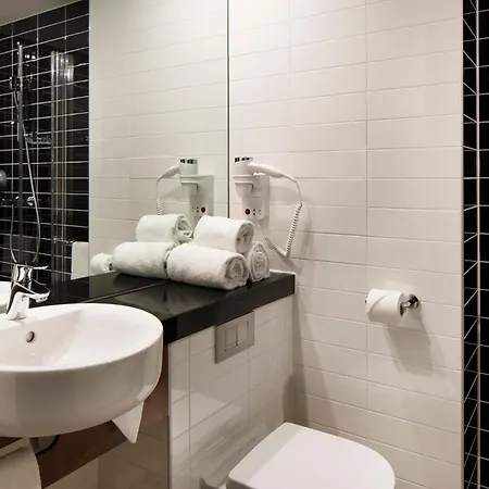 Express - Parliament By Ihg Hotel 3*